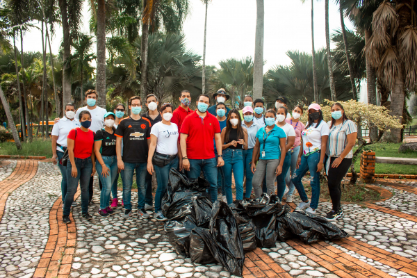 Teleperformance realiza jornada de limpieza en el  Jardín Botánico