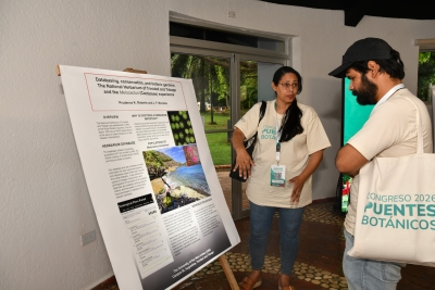 Exhibición de posters en el congreso Puentes Botánicos 2026