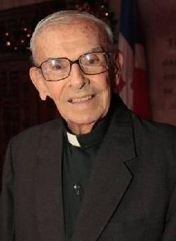 Padre Julio Cicero  S. J.