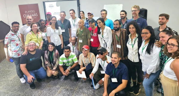 Técnicos del Jardín Botánico Nacional participaron en taller en Cuba